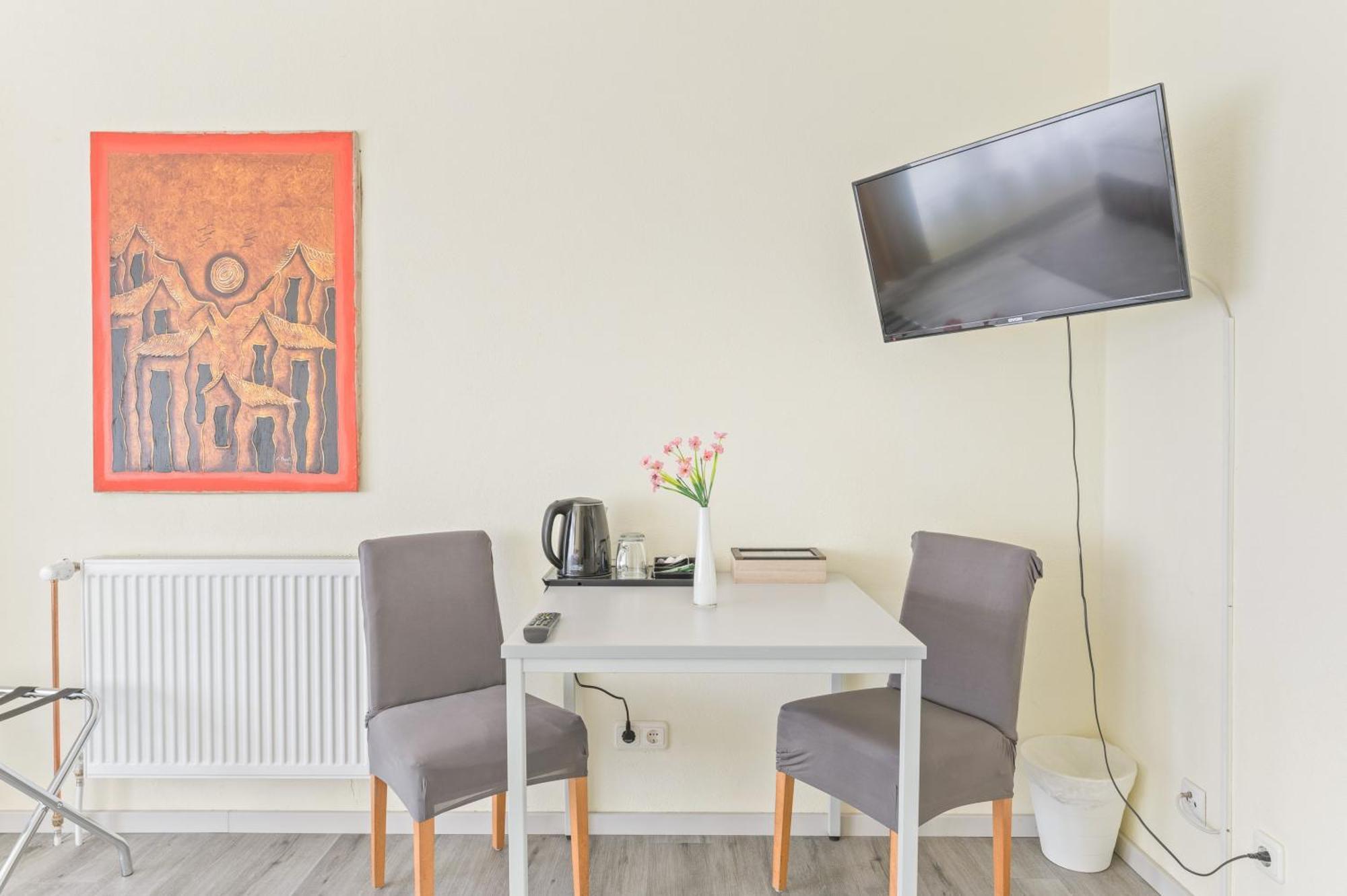 Neuhausen auf den Fildern Businesshotel Lemon Suites Self Check-In Messe Airport Mit Kueche - Monteure Willkommen חדר תמונה